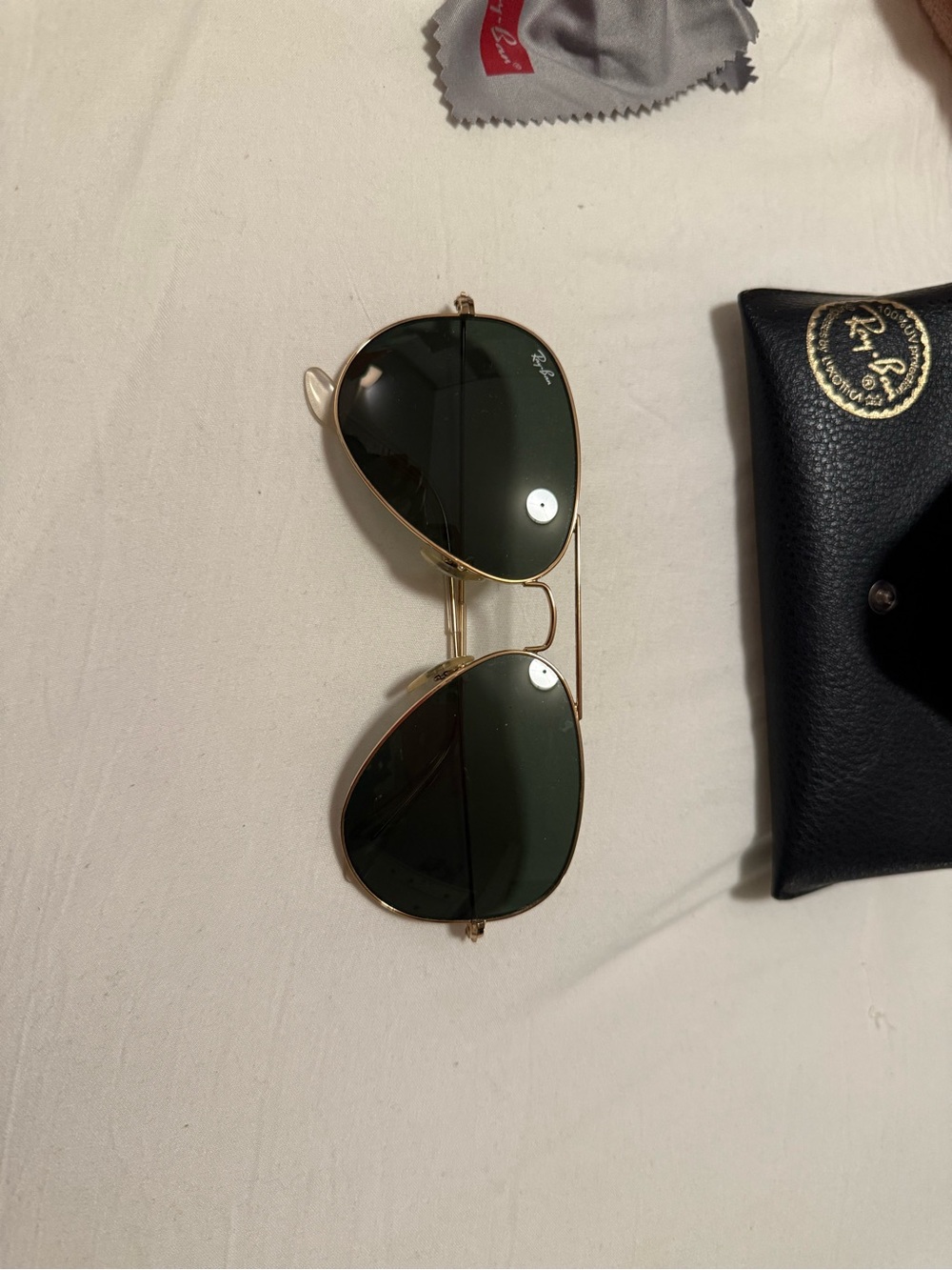 Ray-Ban Gold Frame Aviator Sunglasses with Green Lenses